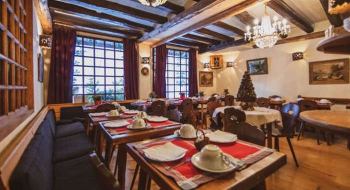 Hotel Le Kern, Val D'Isere ski chalet, image 3